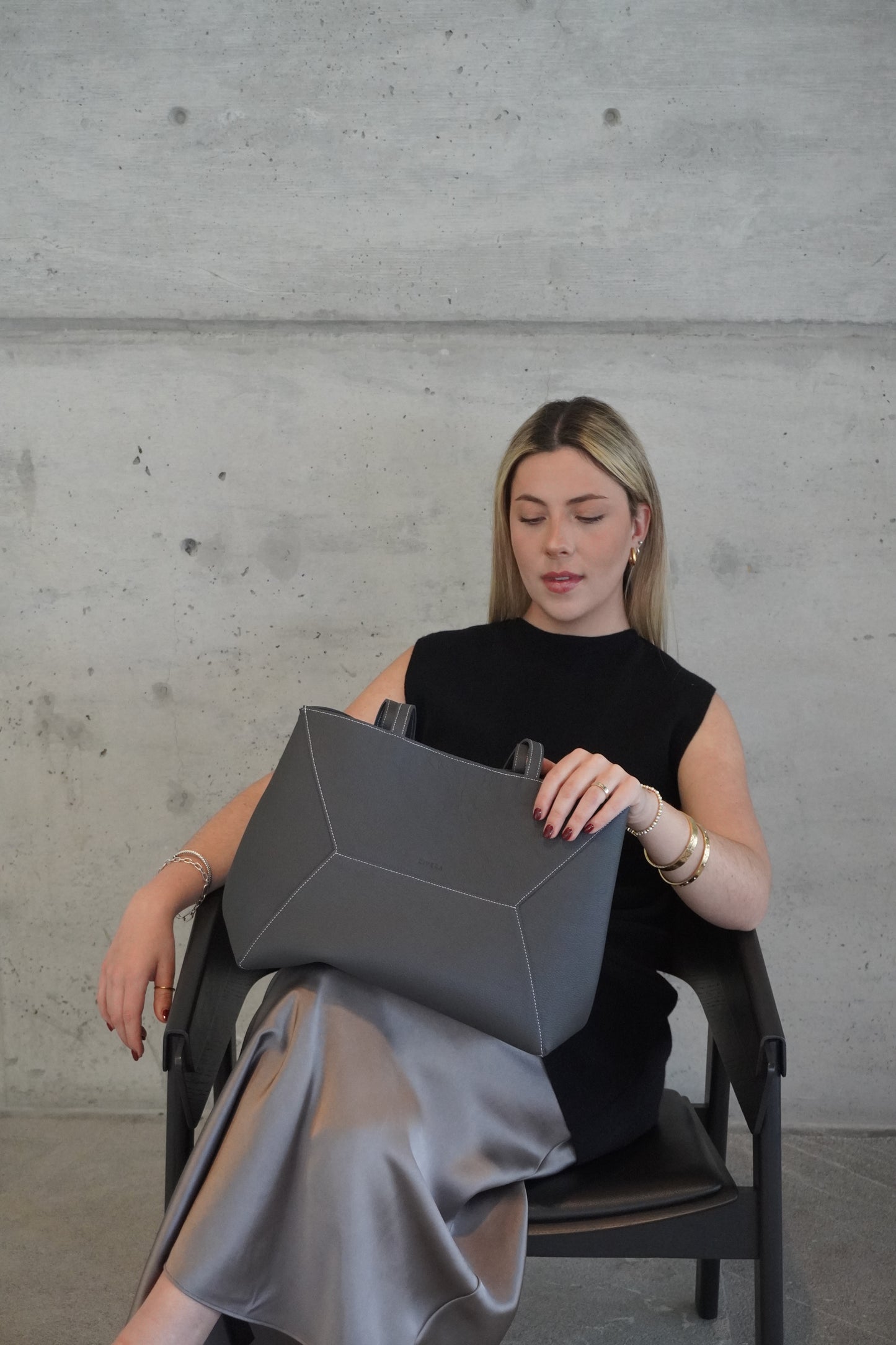 Trazzo Tote Bag Carbon